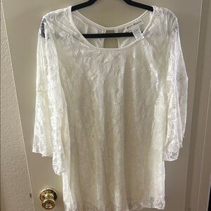 Star Vixen Ivory Floral Lace Blouse